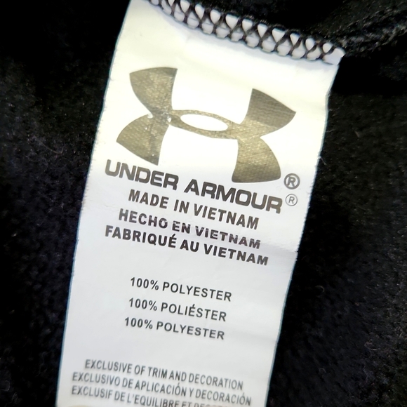 Under Armor Hooded Sweatshirt size 6X - Picture 5 of 6